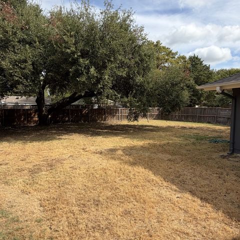 111 Ashe Bend Drive, Rowlett, TX 75087