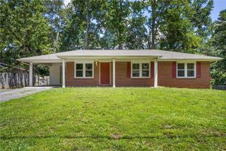 2416 Lakewood NW Drive, Kennesaw, GA 30152