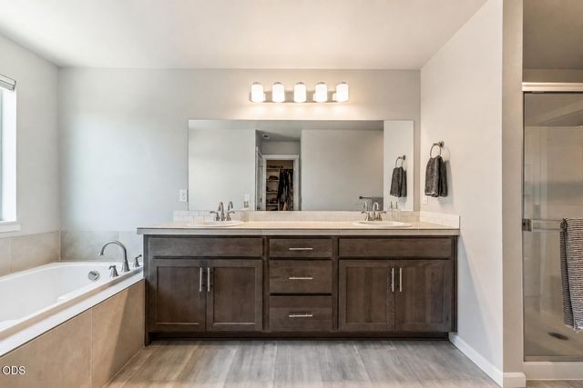16504 Pine Creek Drive, La Pine, OR 97739