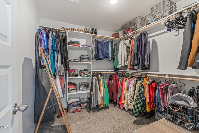 16504 Pine Creek Drive, La Pine, OR 97739
