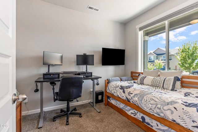 16504 Pine Creek Drive, La Pine, OR 97739