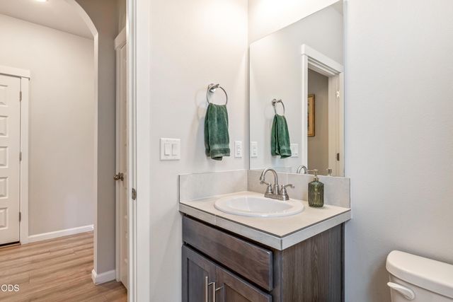 16504 Pine Creek Drive, La Pine, OR 97739