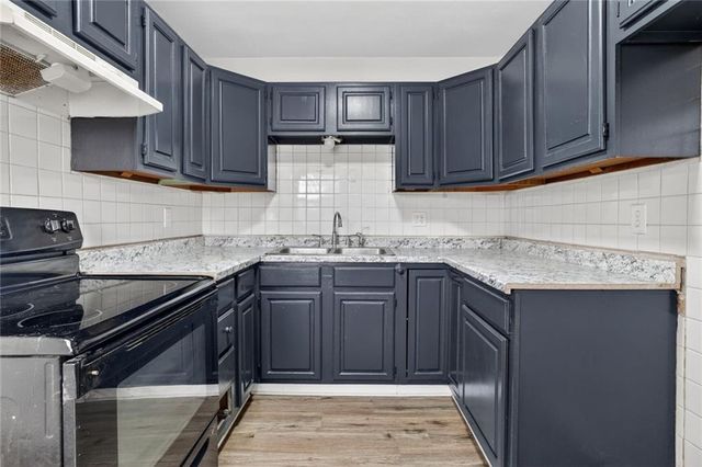 421 Limit Street, Leavenworth, KS 66048