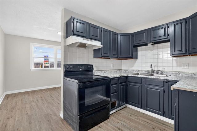 421 Limit Street, Leavenworth, KS 66048