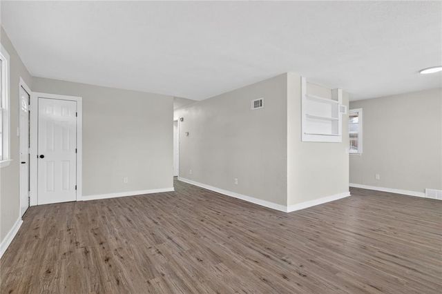 421 Limit Street, Leavenworth, KS 66048