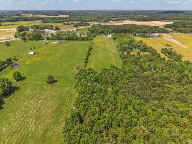 200 Swann Rd, Manchester, TN 37355