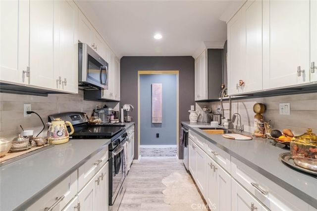 10254 Floralita Avenue, Sunland, CA 91040