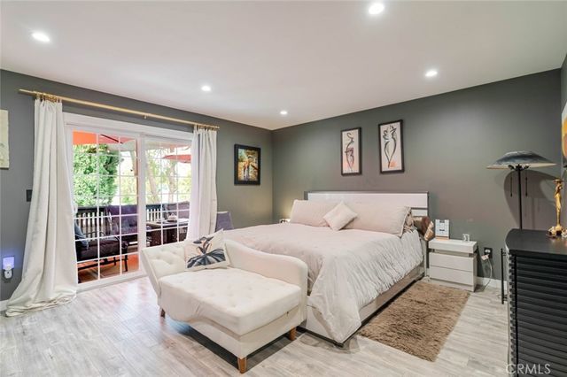 10254 Floralita Avenue, Sunland, CA 91040