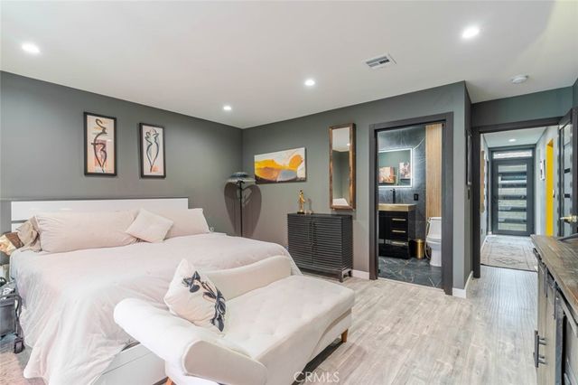 10254 Floralita Avenue, Sunland, CA 91040