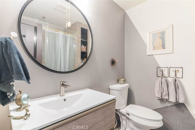 10254 Floralita Avenue, Sunland, CA 91040