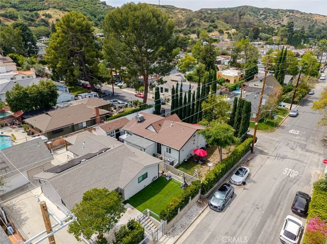 10254 Floralita Avenue, Sunland, CA 91040