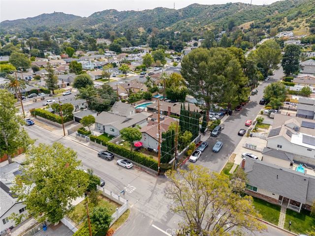 10254 Floralita Avenue, Sunland, CA 91040