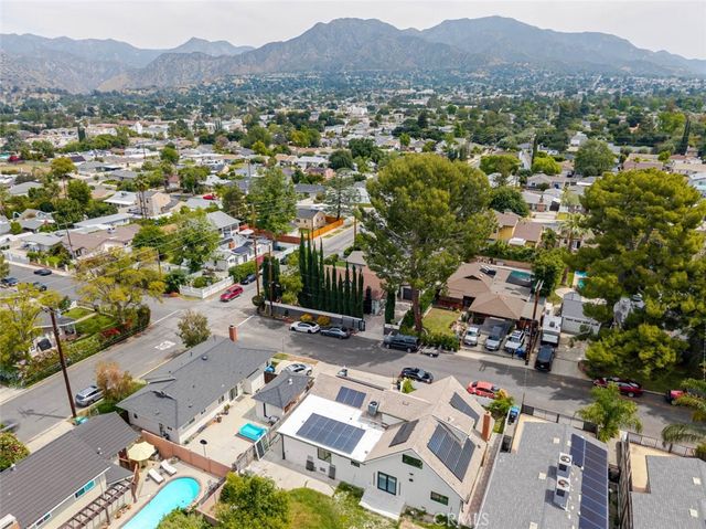 10254 Floralita Avenue, Sunland, CA 91040