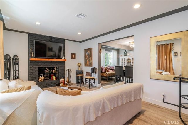 10254 Floralita Avenue, Sunland, CA 91040