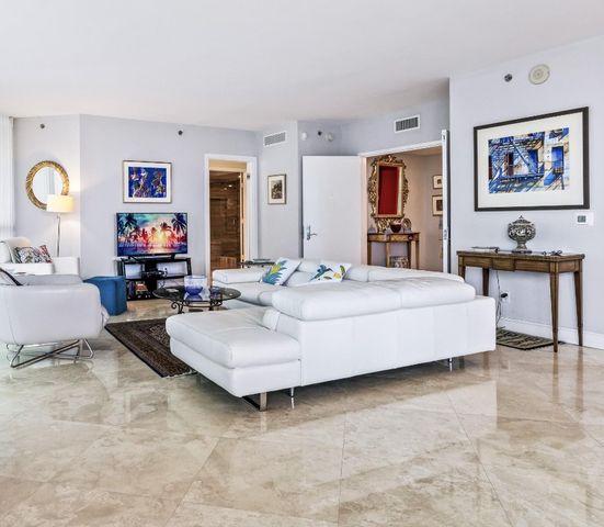 101 S Fort Lauderdale Beach Boulevard 706, Fort Lauderdale, FL 33316