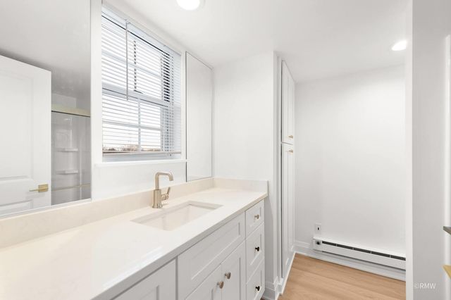 224 S Rush Street 3A, Itasca, IL 60143