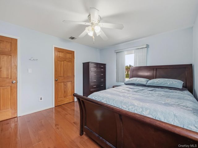 8 Carl Court, Spring Valley, NY 10977
