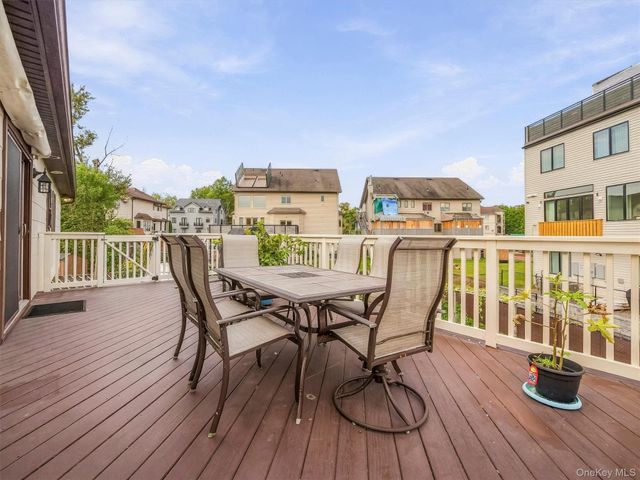 8 Carl Court, Spring Valley, NY 10977