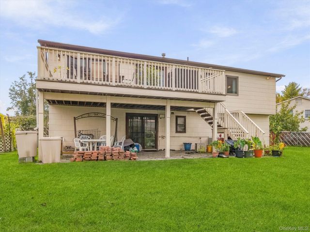 8 Carl Court, Spring Valley, NY 10977