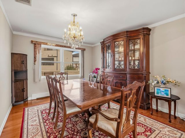 8 Carl Court, Spring Valley, NY 10977