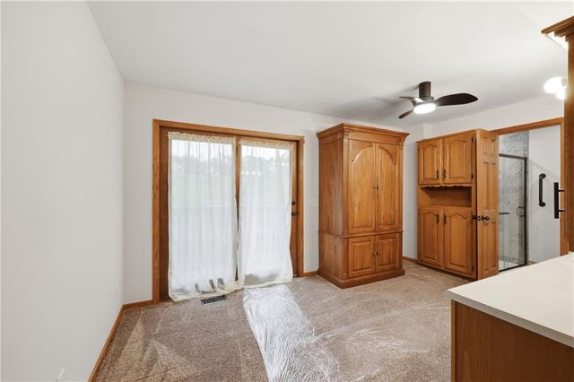 875 Kendall Road, Peculiar, MO 64078