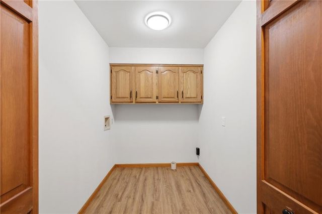 875 Kendall Road, Peculiar, MO 64078