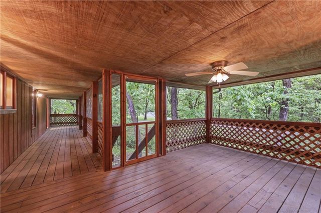 875 Kendall Road, Peculiar, MO 64078