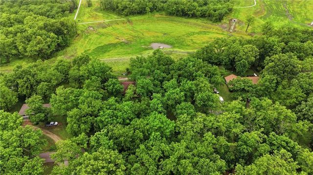 875 Kendall Road, Peculiar, MO 64078