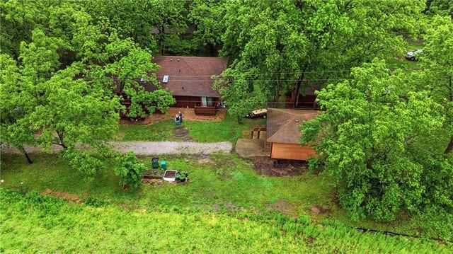 875 Kendall Road, Peculiar, MO 64078