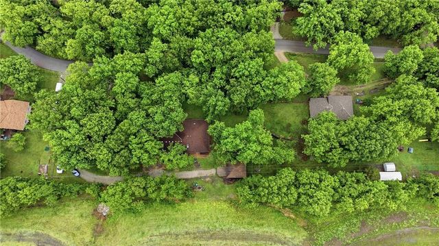 875 Kendall Road, Peculiar, MO 64078