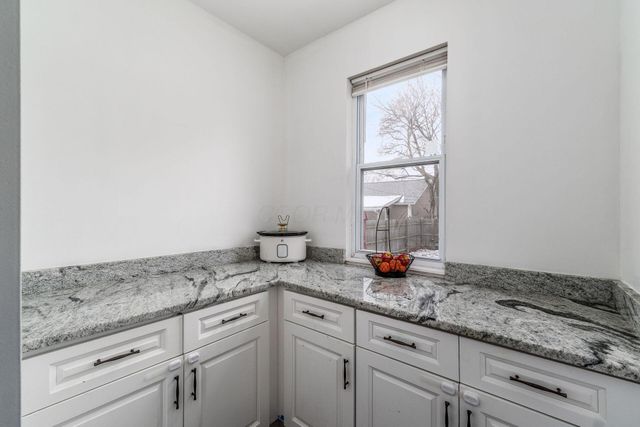 957 Studer Avenue, Columbus, OH 43206