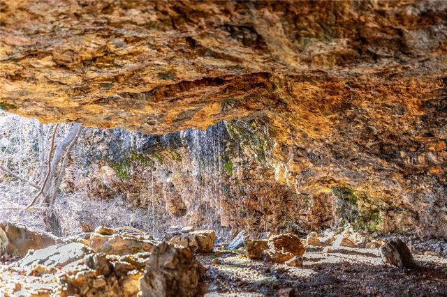 2277 County Road 507, Berryville, AR 72616