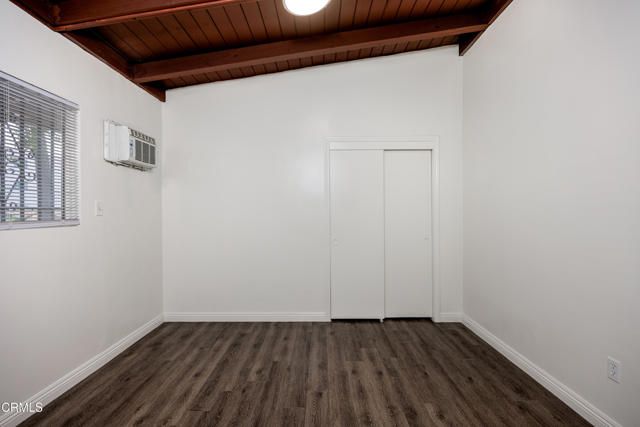 3620 S Budlong Avenue, Los Angeles, CA 90007