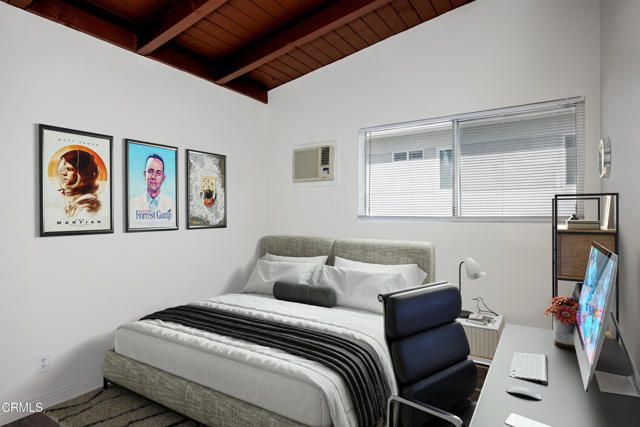 3620 S Budlong Avenue, Los Angeles, CA 90007