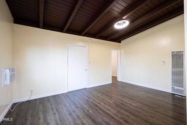 3620 S Budlong Avenue, Los Angeles, CA 90007