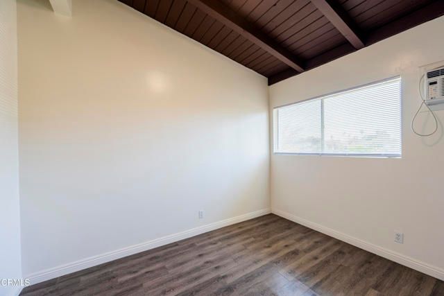 3620 S Budlong Avenue, Los Angeles, CA 90007