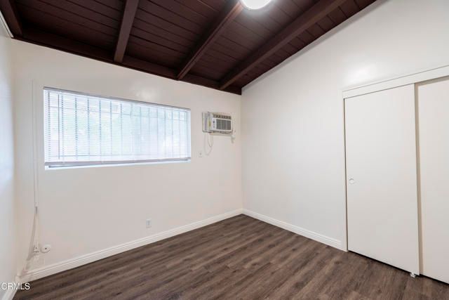 3620 S Budlong Avenue, Los Angeles, CA 90007