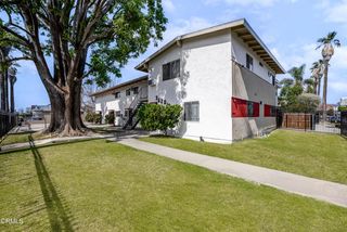 3620 S Budlong Avenue, Los Angeles, CA 90007