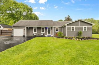 160 Hogan Road, Perinton, NY 14450