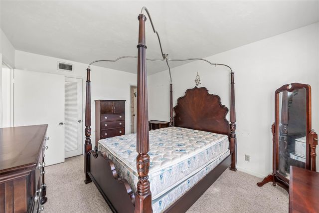 4500 N Federal Highway 245E, Lighthouse Point, FL 33064