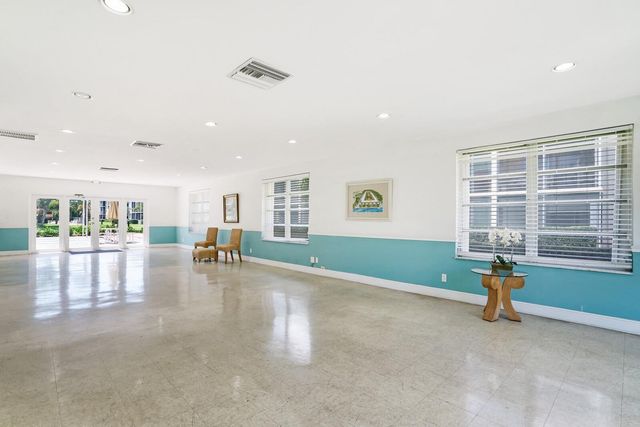 4500 N Federal Highway 245E, Lighthouse Point, FL 33064