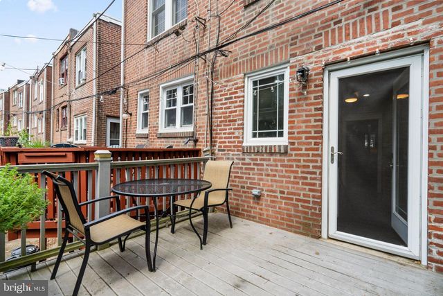 156 E ROUMFORT RD, Philadelphia, PA 19119