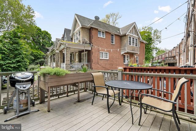 156 E ROUMFORT RD, Philadelphia, PA 19119