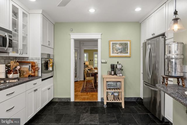 156 E ROUMFORT RD, Philadelphia, PA 19119