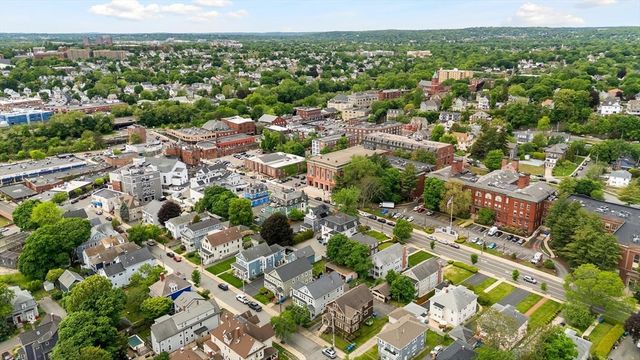 36 Ashland 36, Medford, MA 02155