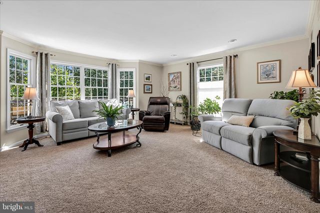 5 WOBURN ABBEY AVE, Camp Hill, PA 17011
