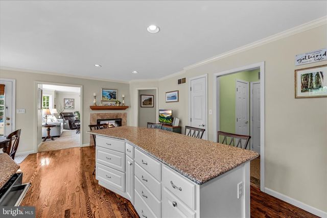 5 WOBURN ABBEY AVE, Camp Hill, PA 17011