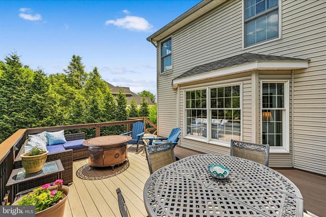 5 WOBURN ABBEY AVE, Camp Hill, PA 17011