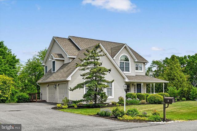 5 WOBURN ABBEY AVE, Camp Hill, PA 17011
