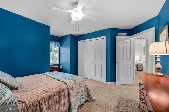 5 WOBURN ABBEY AVE, Camp Hill, PA 17011